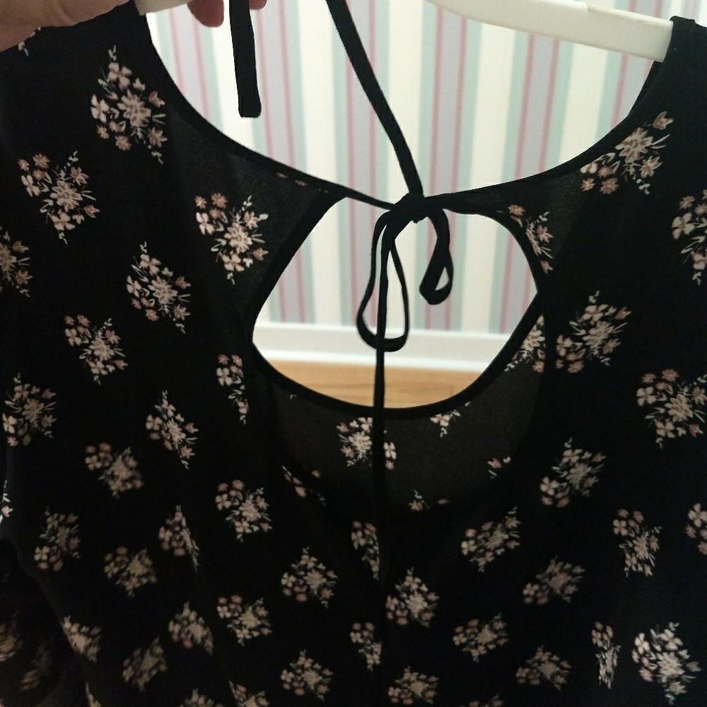 Black Floral Dress - Picture 2 of 5